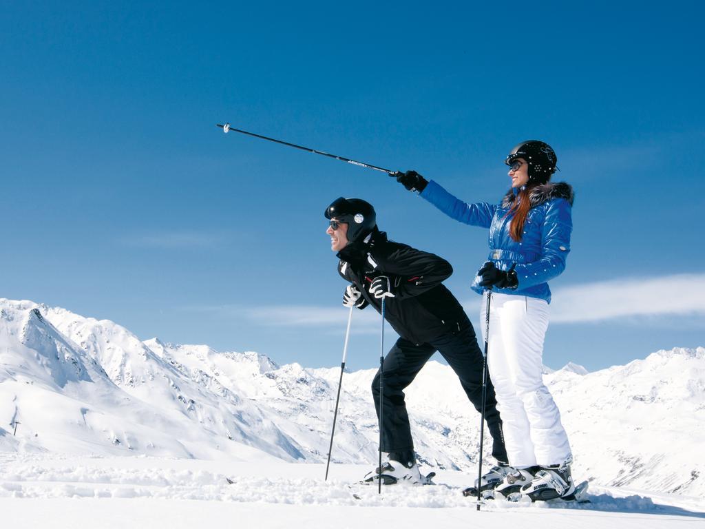 First Mountain Hotel Oetztal Лангенфельд Экстерьер фото